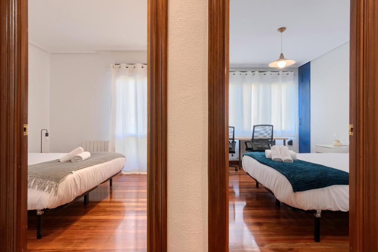 Апартаменти Vivienda Turistica Junto Al Ayuntamiento Більбао Екстер'єр фото